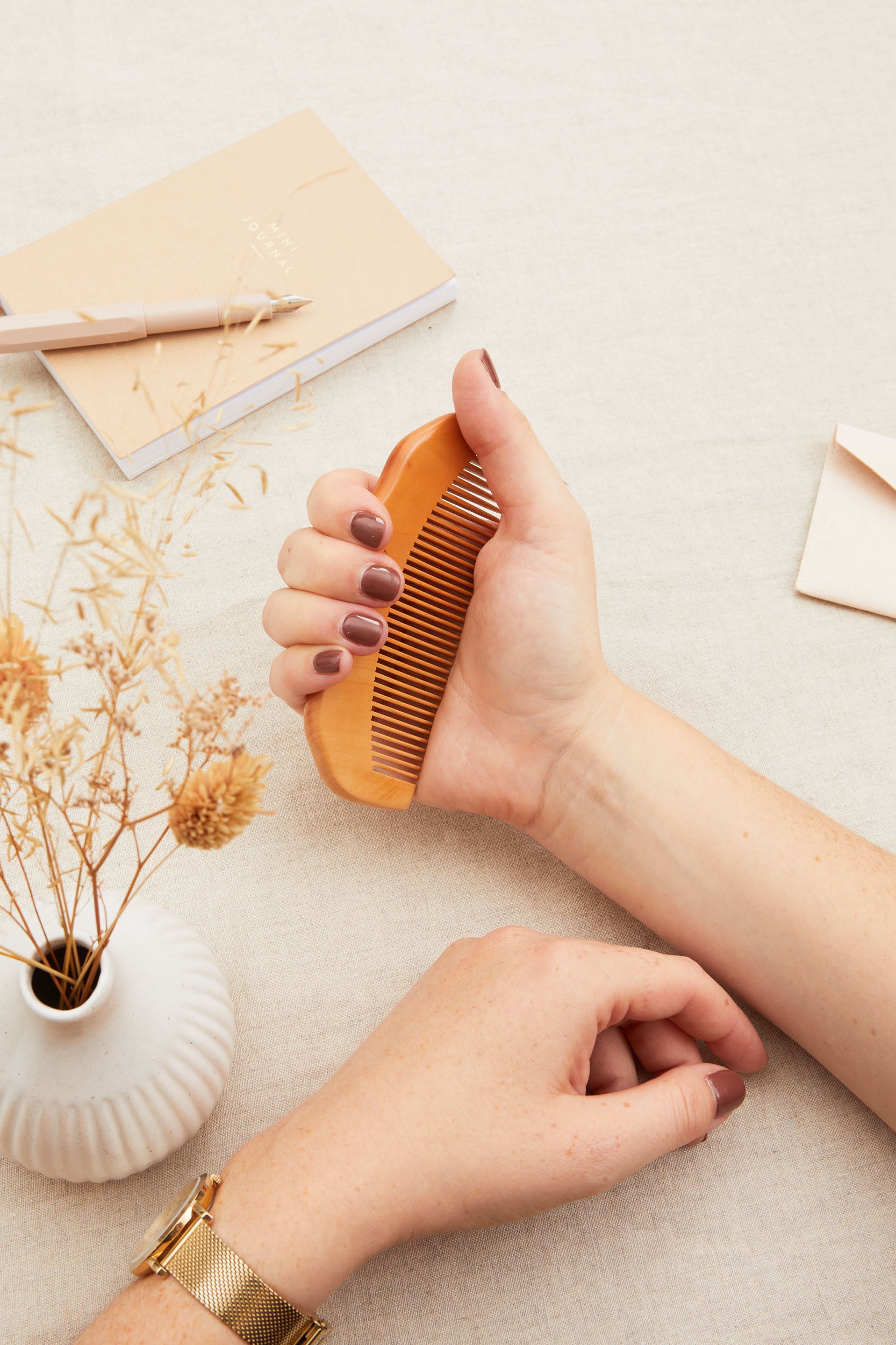 Acupressure Comb image